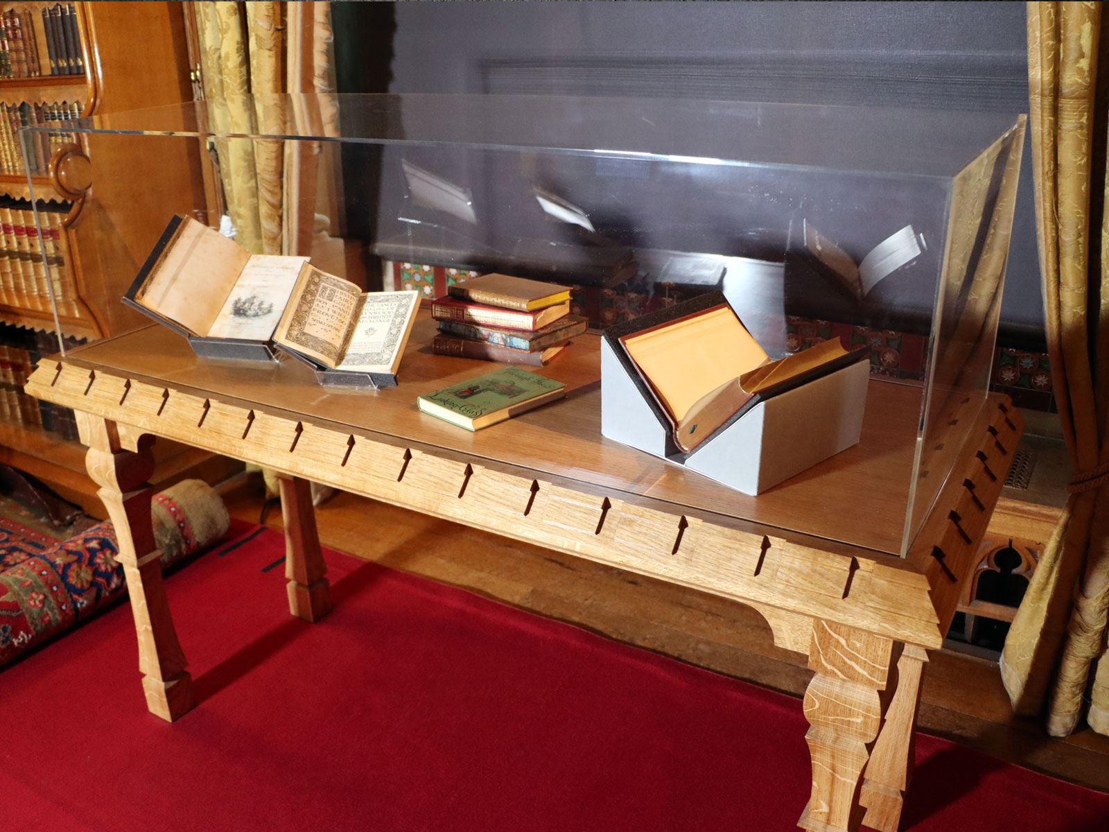 A new library table at NT Tyntesfield